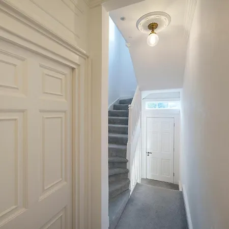 The Haze House - 4 Bed Townhouse Apartment Bath Exterior photo